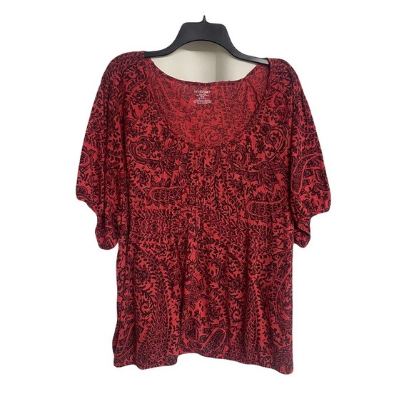 Lane Bryant Tops - Lane Bryant ladies red/black short sleeve top size 26/28
